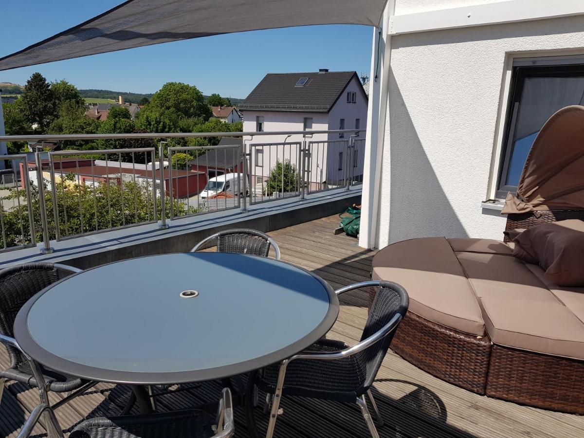 Apartment Near Frankfurt, Fantastic View! Usingen Luaran gambar